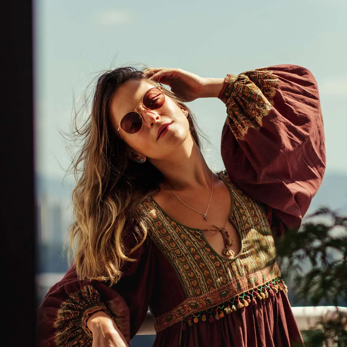 Henk sunglasses in Maroon | TIJN Sunwear display picture 2