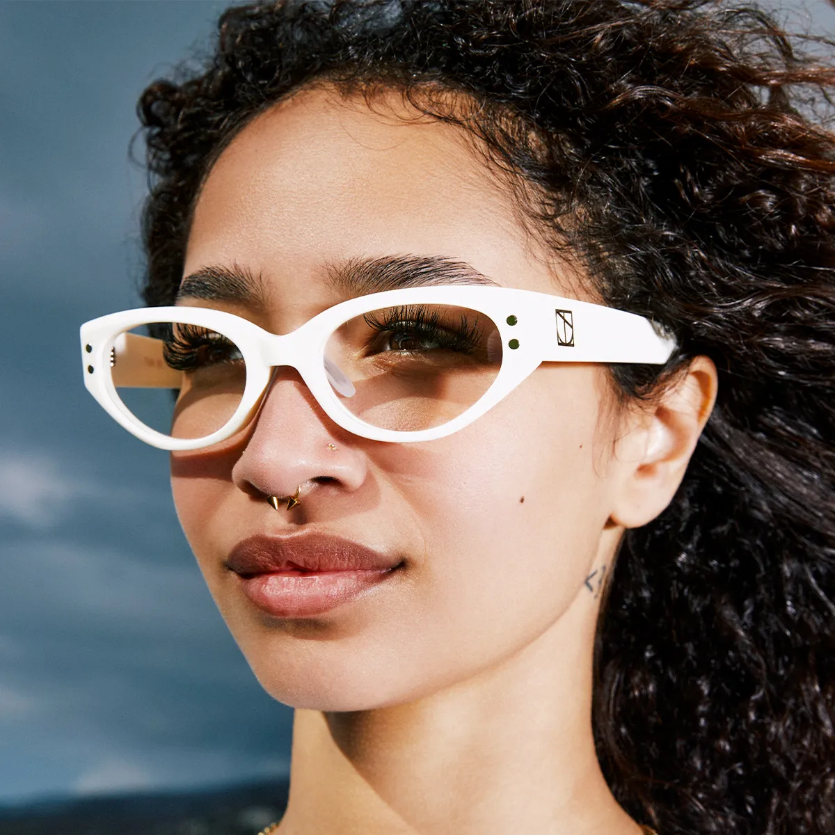 Teyla 2-in-1 Magnetic Sunglasses with Teyla Blue Light  display picture 3