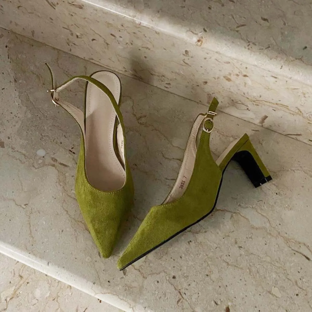 Green pumps hotsell size 10