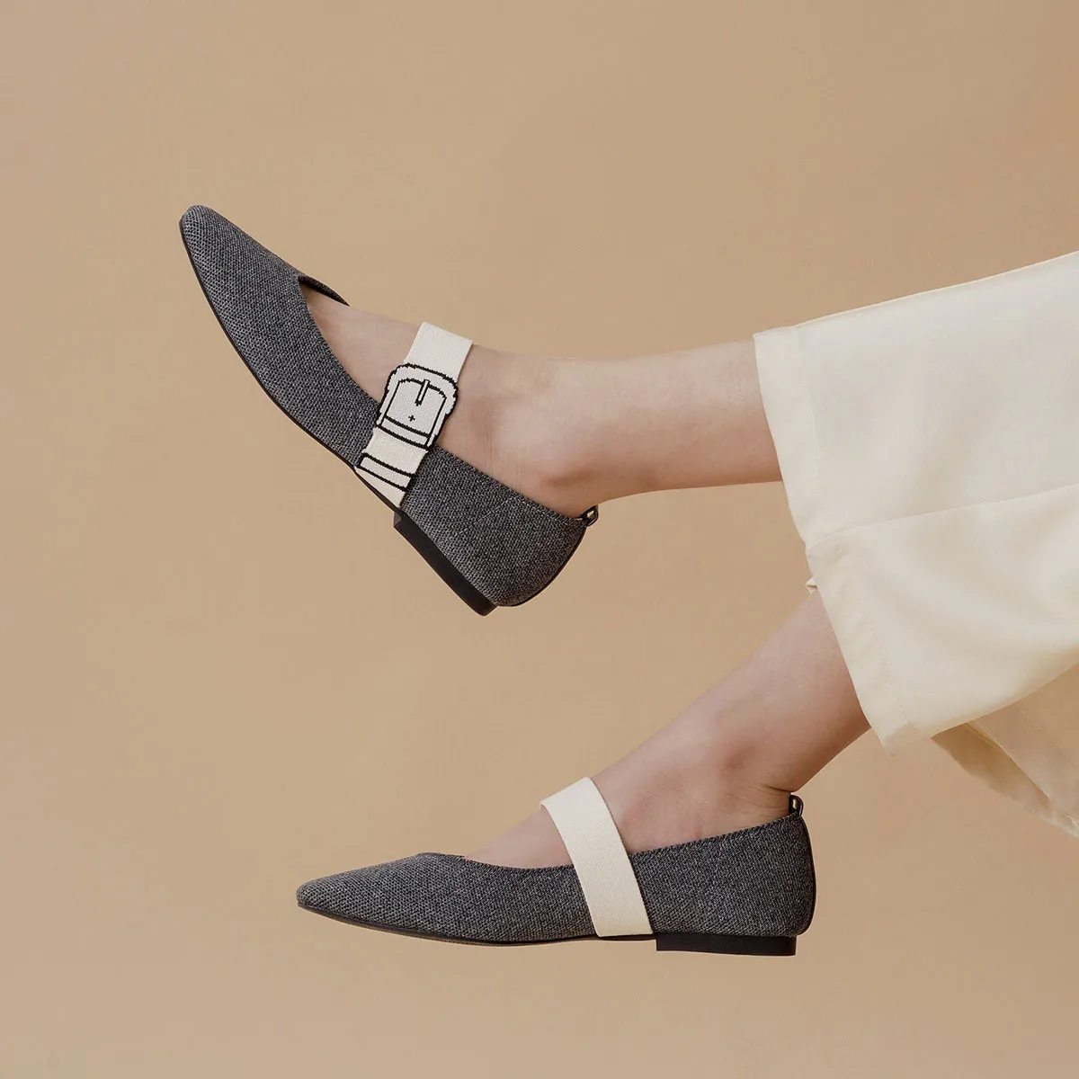 Larya Women Knitted Flats in Charcoal, (Size 9) | Walkon | TIJN, image size:1200x1200