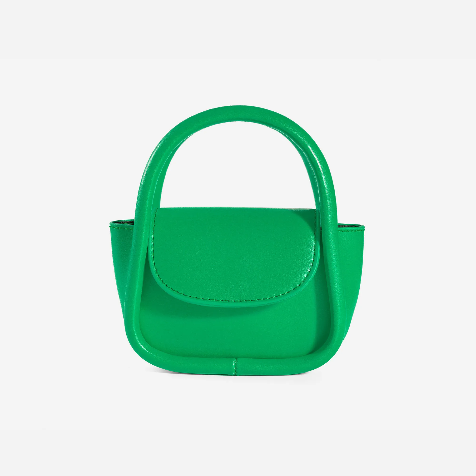 Green bags in style for any occasion Quinn makes a bold statement with its trend-focused form  main image 2