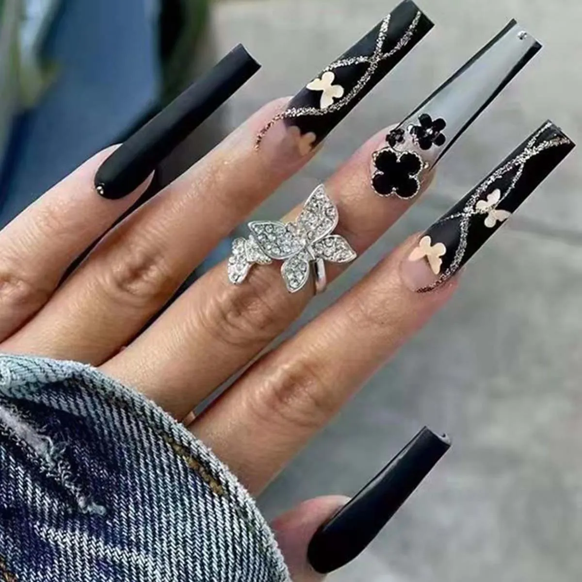 Coffin Black Nails with Bold Design Ideas