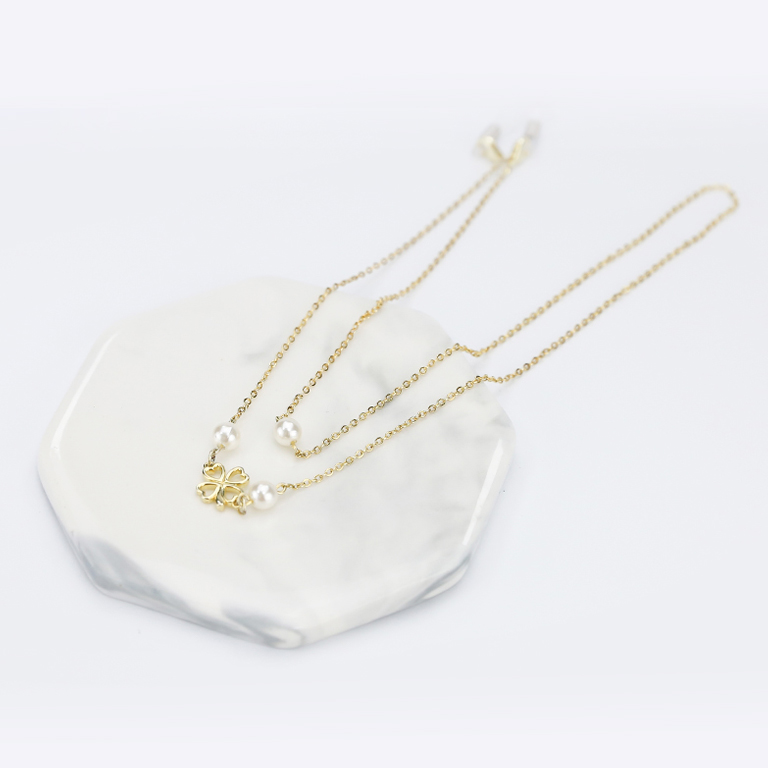 TIJN Eyewear Chain in Gold Color. Shop Eyeglasses & Sunglasses Online