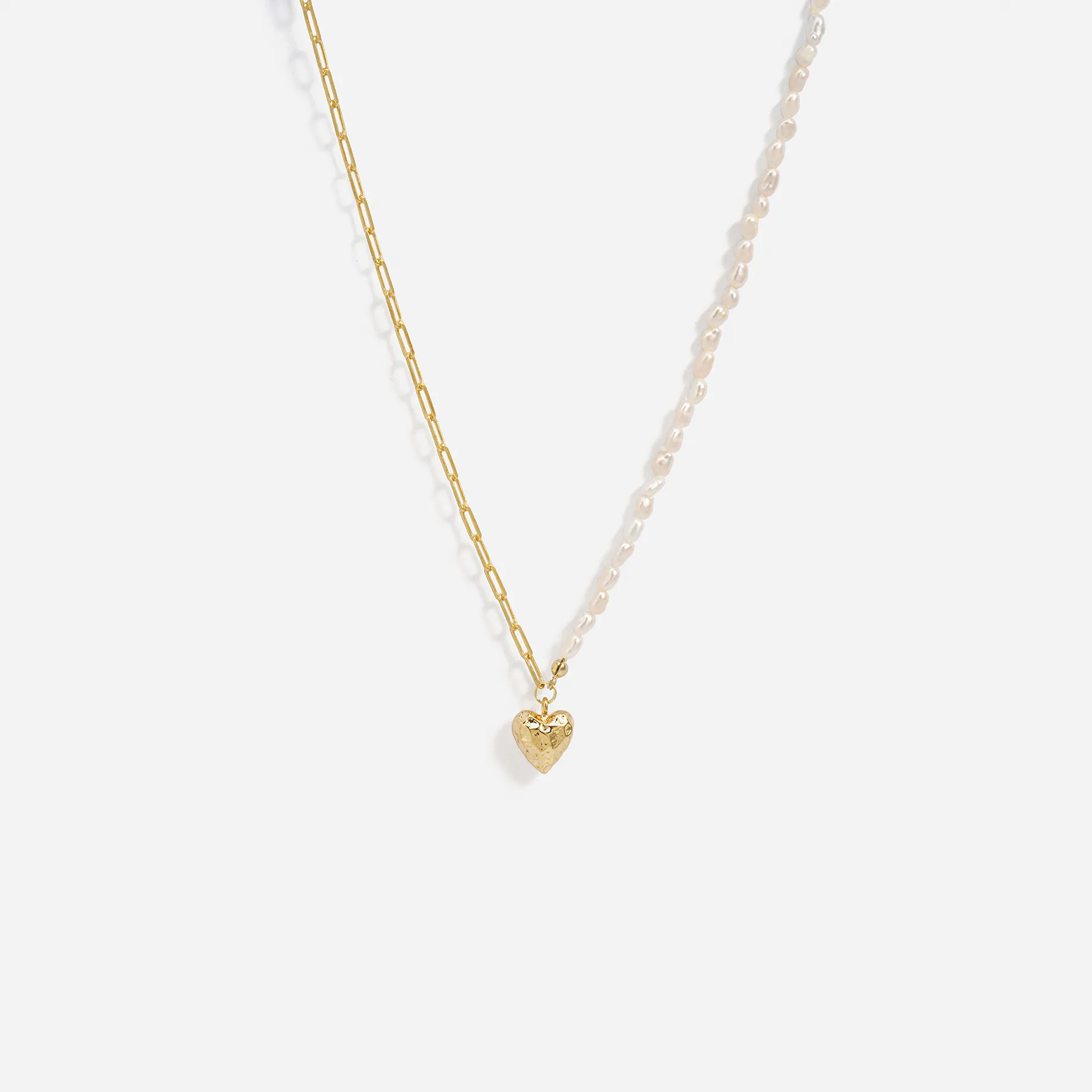 Camila Necklace in Gold Color